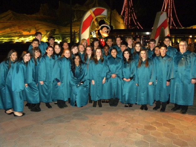 Honor Choir performing at Disney's 
Candlelight Ceremony
2009